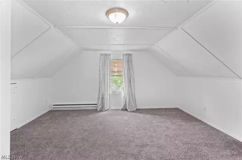 Bedroom - 643 E 261st St, Euclid, OH 44132 photo 4 of 10