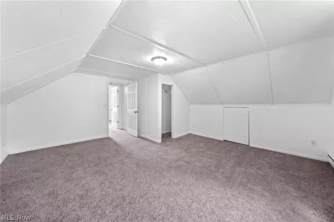 Bedroom - 643 E 261st St, Euclid, OH 44132 photo 6 of 10