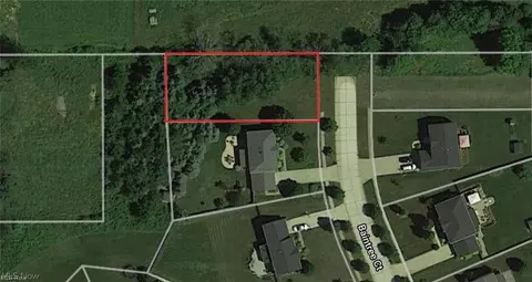 2000 Baintree Ct, Brunswick Hills, OH 44212