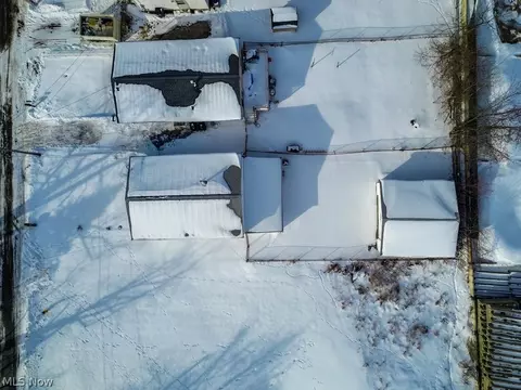 697 Ocean Ave, Akron, OH 44310 photo 23