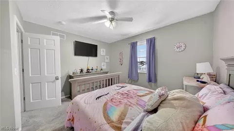 Bedroom - 459 Auburn St, Elyria, OH 44035 photo 6 of 8