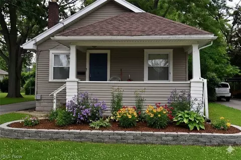 1134 Belvedere Ave SE, Warren, OH 44484