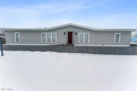 3249 Dove, Warren, OH 44481
