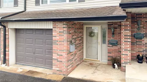 2051 Presidential Pkwy #28, Twinsburg, OH 44087
