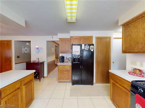Other - 511 Picadilly Cir, Akron, OH 44319 photo 4 of 8
