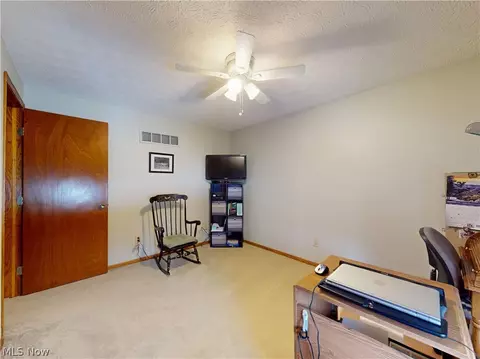 Bedroom - 511 Picadilly Cir, Akron, OH 44319 photo 10 of 10