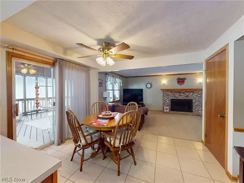 Dining - 511 Picadilly Cir, Akron, OH 44319 photo 1 of 3