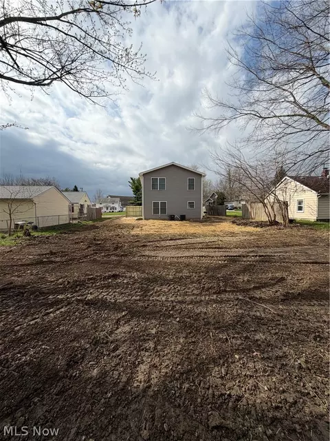 Exterior - 161 High St, Elyria, OH 44035 photo 1 of 3
