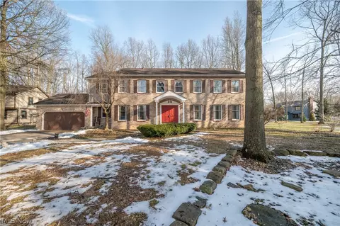 449 Westchester Dr SE, Warren, OH 44484