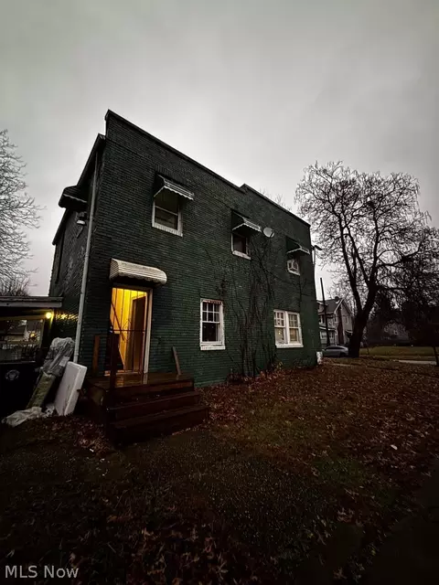 Exterior - 892-894 Storer Ave, Akron, OH 44320 photo 2 of 3