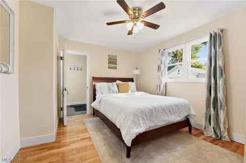 Bedroom - 1122 Locust Dr, Ashtabula, OH 44004 photo 1 of 5