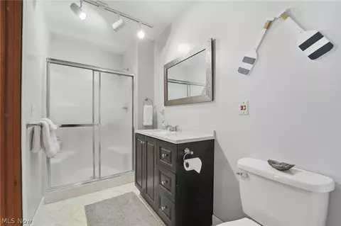 Bath - 1122 Locust Dr, Ashtabula, OH 44004 photo 1 of 2