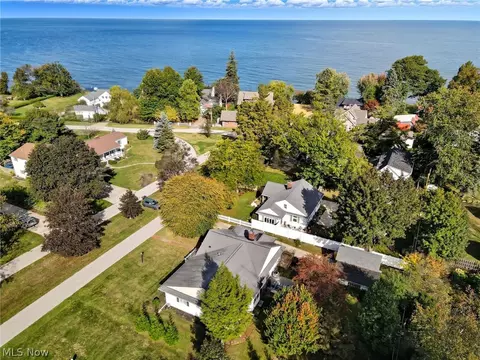 View/Area - 1122 Locust Dr, Ashtabula, OH 44004 photo 4 of 4