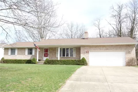 5135 Sheaters Dr, North Canton, OH 44720