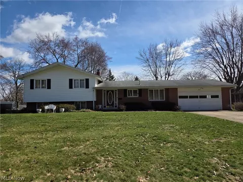 800 Weber Ave NE, North Canton, OH 44720