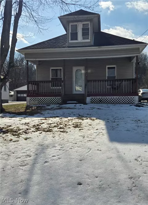 3404 6th Avenue Ave, Parkersburg, WV 26101