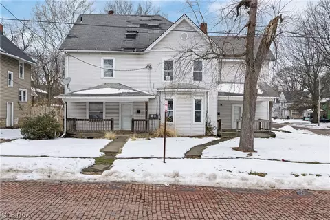 124 Roswell St, Akron, OH 44305