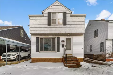 13108 Saint James Ave, Cleveland, OH 44135