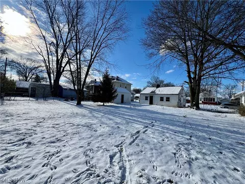 350 Concord Ave, Elyria, OH 44035 photo 23
