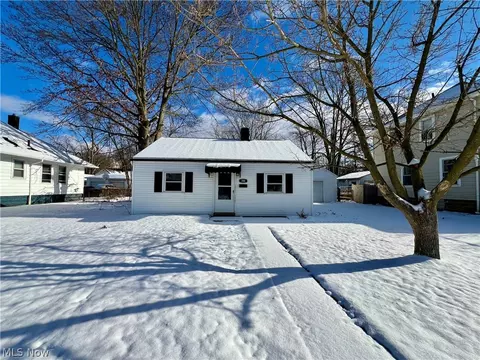 350 Concord Ave, Elyria, OH 44035 photo 16