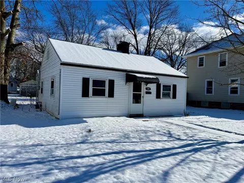 350 Concord Ave, Elyria, OH 44035 photo 17