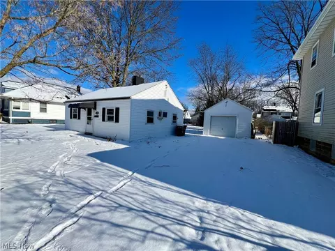 350 Concord Ave, Elyria, OH 44035 photo 21