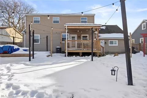 Exterior - 141 Elma Dr, Elyria, OH 44035 photo 2 of 12