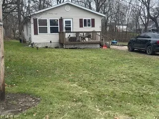 360 James Ave, Akron, OH 44312