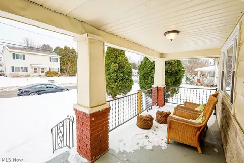 Exterior - 584 Evans Ave, Akron, OH 44310 photo 2 of 3