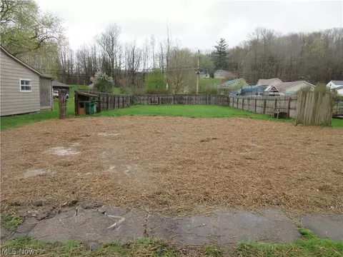 605 Washington St, Conneautville, PA 16406