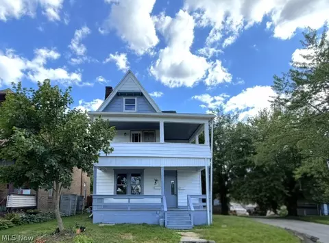 1516 Pennsylvania Ave, Steubenville, OH 43952