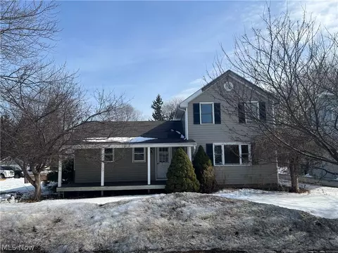 4185 Maple St, Perry, OH 44081
