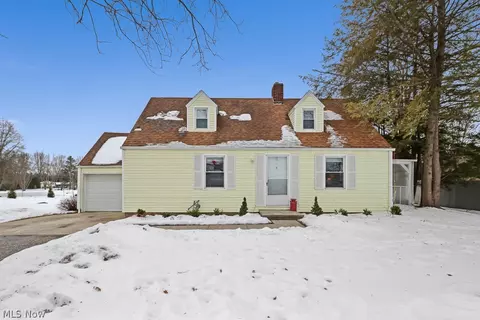 5019 Union Ave NE, Homeworth, OH 44634