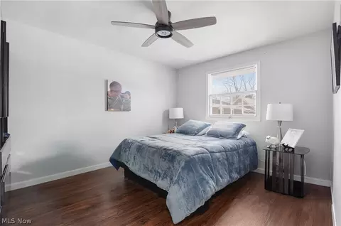 Bedroom - 321 Meadowbrook Ave, Boardman, OH 44512 photo 1 of 7