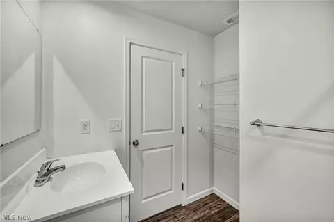 698 Pine Spring Dr, Painesville, OH 44077 photo 33