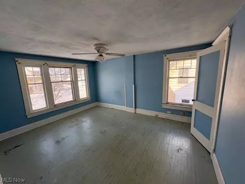 Bedroom - 834 Clarendon Ave NW, Canton, OH 44708 photo 2 of 3