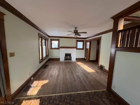 Living - 834 Clarendon Ave NW, Canton, OH 44708 photo 1 of 4