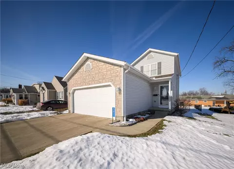 4431 7th St NW, Canton, OH 44708