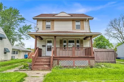 317 Illinois Ave, Lorain, OH 44052