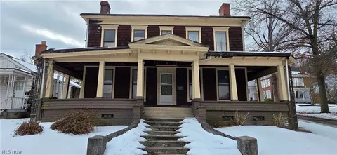 219 Whitely St, Bridgeport, OH 43912