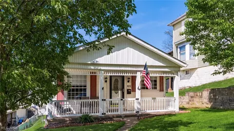 821 Stewart Ave, Cambridge, OH 43725
