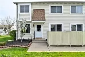 5512 Sutton Ln #D, Willoughby, OH 44094