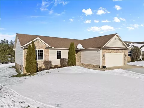 7331 Jimmie St SW, Massillon, OH 44646