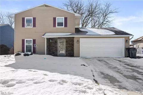 367 Crestview Dr, Elyria, OH 44035