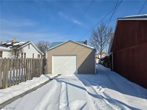 Other - 1108 N Walnut St, Dover, OH 44622 photo 1 of 6