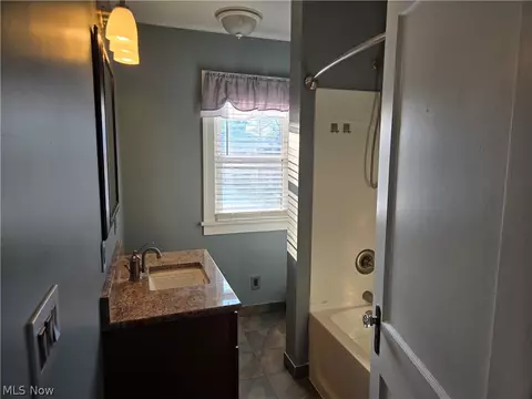 Bath - 1108 N Walnut St, Dover, OH 44622 photo 1 of 5
