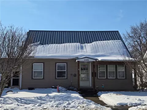 1108 N Walnut St, Dover, OH 44622