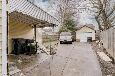 3103 Ruby Ave, Cleveland, OH 44109 photo 20