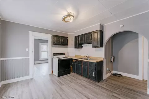 3103 Ruby Ave, Cleveland, OH 44109 photo 8
