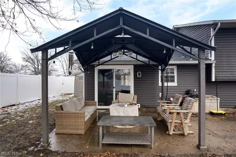 715 Carol Ln, Elyria, OH 44035 photo 22